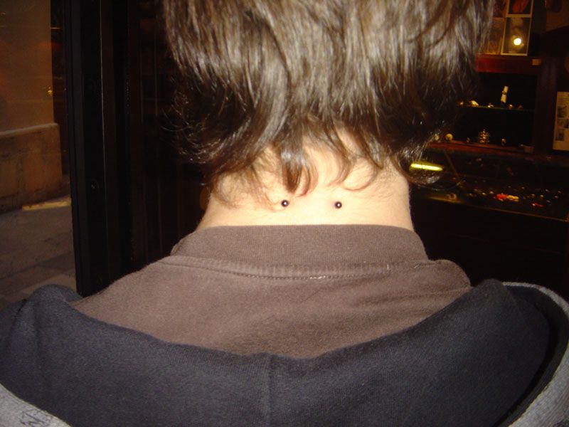 Les piercings de surface chez mds à montpellier MDS Monkey's Dream